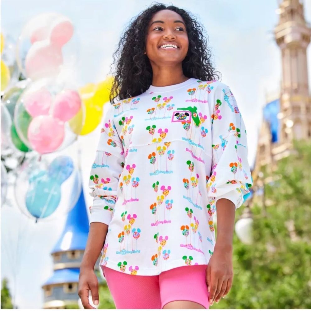 NWOT Colorful Balloon Print Disney Spirit Jersey XS